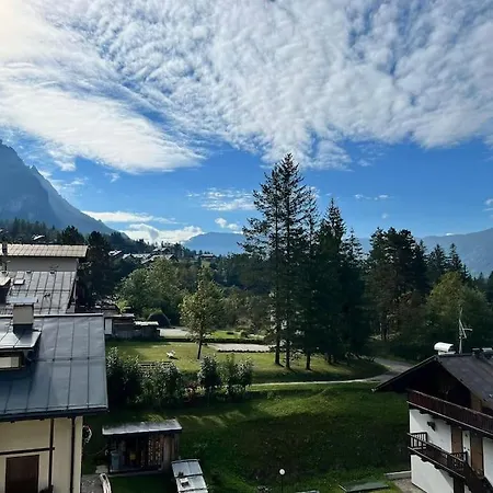 Mansarda Su Due Livelli Nel Cuore Delle Dolomiti