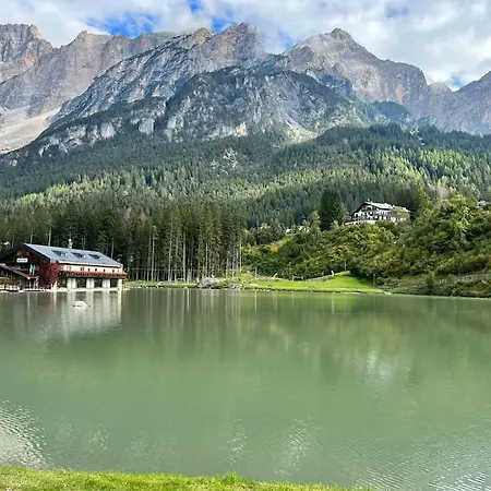 Lejlighed Mansarda Su Due Livelli Nel Cuore Delle Dolomiti
